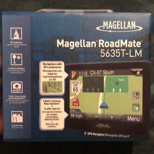 Magellan RoadMate BRAND NEW/NEVER OPENED